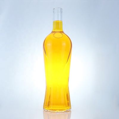 精巧なデザイン 750ml クリアウォッカ 酒瓶 コルクガラスネックレスの素材