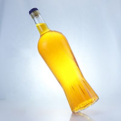 精巧なデザイン 750ml クリアウォッカ 酒瓶 コルクガラスネックレスの素材