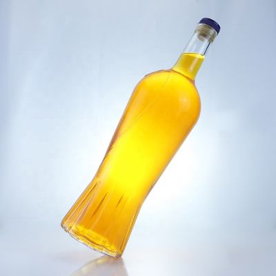 精巧なデザイン 750ml クリアウォッカ 酒瓶 コルクガラスネックレスの素材
