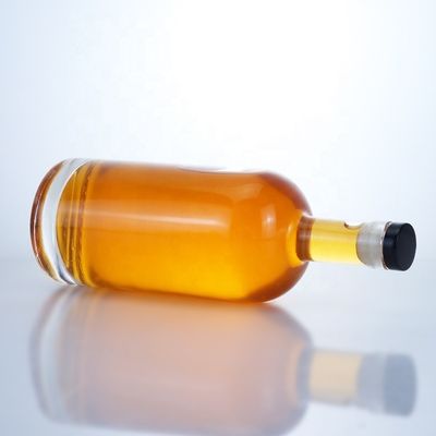 500ml 700ml ウィスキー・ラム・ジン・ブランデー用の人気のある形状の透明な酒ガラスボトル