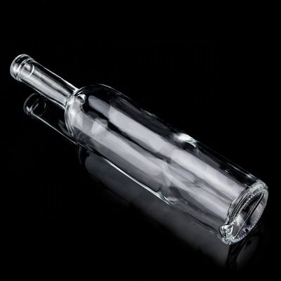 精巧なデザイン ウォッカ 酒 750ml 透明ガラスボトル スクリューキャップ