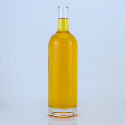 透明またはカスタマイズされたガラスボトル 独特の700ml 750ml ウイスキー・テキラ ブランデー・ラム・ジン