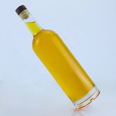 透明またはカスタマイズされたガラスボトル 独特の700ml 750ml ウイスキー・テキラ ブランデー・ラム・ジン