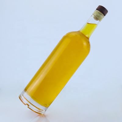 透明またはカスタマイズされたガラスボトル 独特の700ml 750ml ウイスキー・テキラ ブランデー・ラム・ジン
