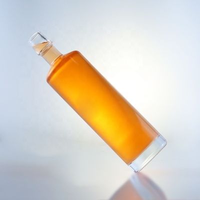 750 ml 密封型コルク エクストラ フリント ウォッカのための中国飲料 ガラスパッケージボトル