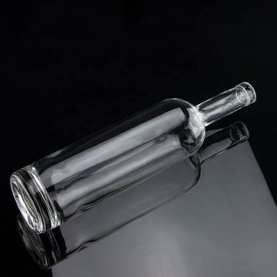 350ml/700ml/750ml 容量で 華やかなヴィンテージデザインのガラステキラスピリットボトル