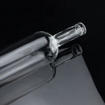 350ml/700ml/750ml 容量で 華やかなヴィンテージデザインのガラステキラスピリットボトル