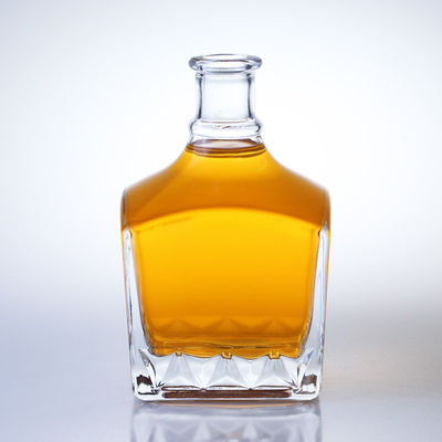 ウイスキー グラス ボトル スクウェア ポップ 750ml 伝統的なウイスキー 選択