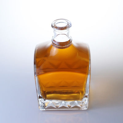 ウイスキー グラス ボトル スクウェア ポップ 750ml 伝統的なウイスキー 選択