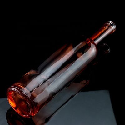 塗装 赤色 独特のデザインとコルクで 750mlのテキラガラスボトル