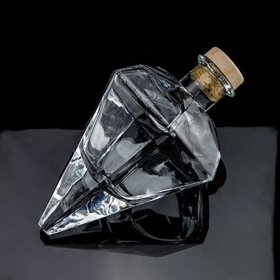 オーダーメイド ロゴ 彫り 透明 ユニークなデザイン 形 ジン ガラス ボトル コルク