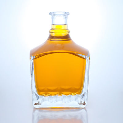 独特のデザイン オーダーメイド 500ml 700ml スーパーフリント ガラスボトル ラム ウイスキー ウォッカ ブランデー