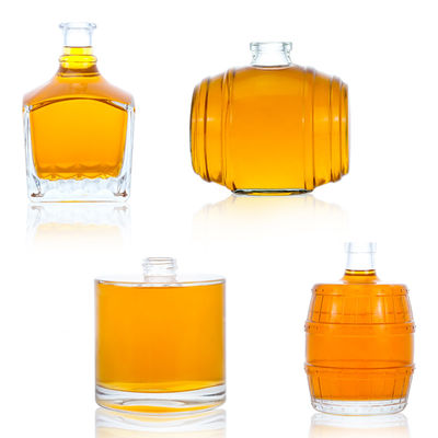 独特のデザイン オーダーメイド 500ml 700ml スーパーフリント ガラスボトル ラム ウイスキー ウォッカ ブランデー