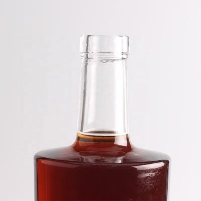ウォッカの使用 ラス メジャーズ ボトルズ・ド・ロン・ド・ウィスキー・トランスペアレント 50 cl コルチー