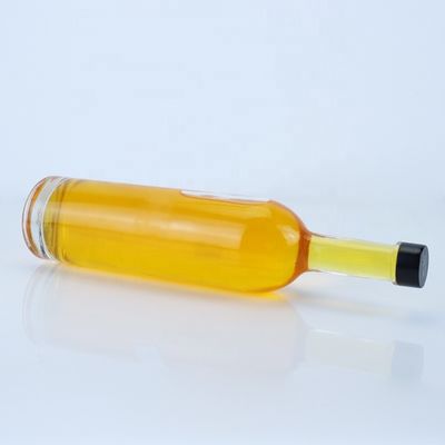 オーダーメイドロゴ 700ml 750ml ハイ・フリント 丸い形ガラスボトル スクリュートップ仕上げ