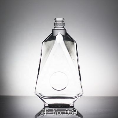 スーパーフリントボトル 水晶ガラスブランデーボトル あなたの要求のためのスクリューキャップ