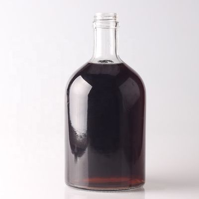 カスタマイズされた丸いガラスボトル 500ml 750ml コークキャップとカスタマイズされたロゴ