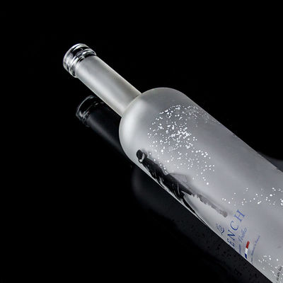 ガラスのカラー 750ml アシドエッチ ウォッカ ボトル 透明またはカスタマイズされた色