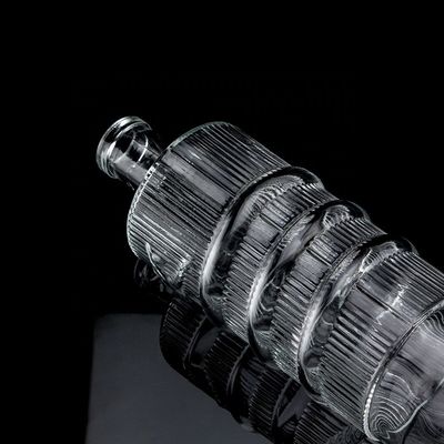 カスタマイズされたロゴ 透明 750mlバートップ エモスド蛇 ウォッカシリンダーのためのグラスボトル