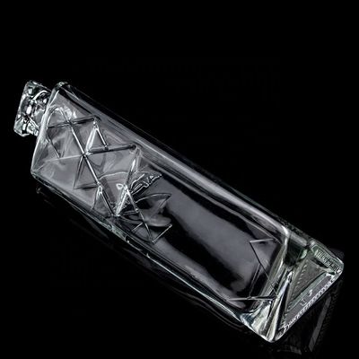 750ml 丸型 豪華な スーパー フリント 三角形 ピラミッド ガラス ボトル コーク ロゴ 印刷