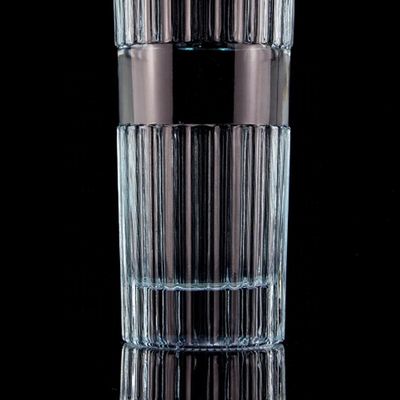 綺麗な淡い青 750ml 75cl 垂直ストライプ 透明ガラスの蓋付きのボトル