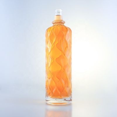 透明なカスタマイズされた酒類ガラス水瓶 独特の密封タイプスクリューキャップ