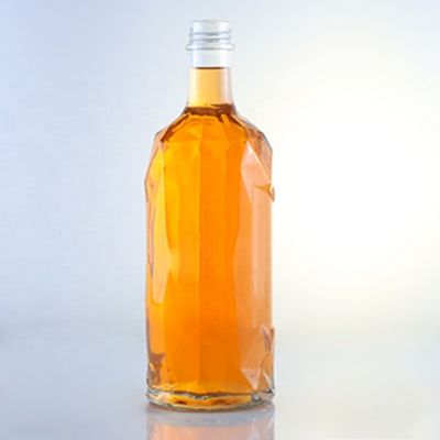 透明なカスタマイズされた酒類ガラス水瓶 独特の密封タイプスクリューキャップ