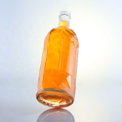 透明なカスタマイズされた酒類ガラス水瓶 独特の密封タイプスクリューキャップ
