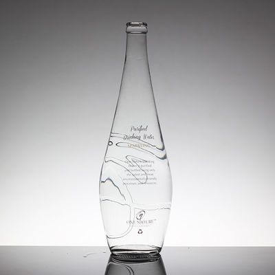 クリアコルクシール 酒類とウォッカのビスキー・テキラのための700Mlのガラスボトル