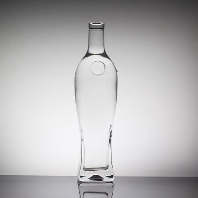 クリアコルクシール 酒類とウォッカのビスキー・テキラのための700Mlのガラスボトル