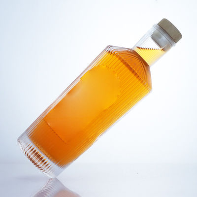700ml 独特のデザイン ジン・ラム・シャンパン・ブランデー・ウイスキー・リコール用の 石灰色のガラスボトル