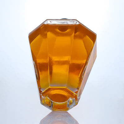 コラー素材 ガラス 700ml ジン・ラム・シャンパン・ブランデー・ウイスキーのためのユニークな形状のボトル