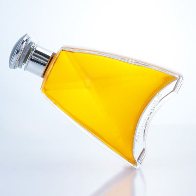 ボディ素材 ガラス ジン・ラム・シャンパン・ウイスキー用 700ml クリア・フリントボトル