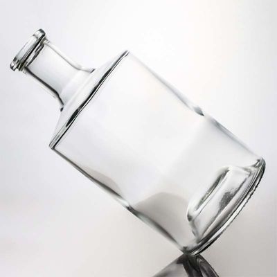 クリアまたはカスタマイズされた丸い形 750ml 1000ml ウイスキー用木のコルク付きガラスボトル