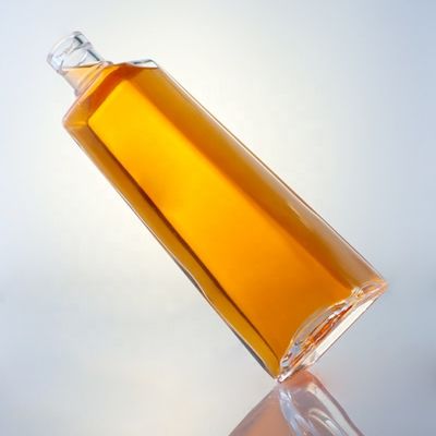 カスタマイズされたロゴ クリアグラス 750ml ウイスキーボトル コルクと四角形