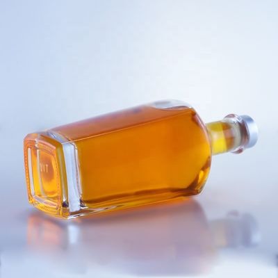 750ml クリア・バーニッシュ・リコア グラスボトル ユニークな液体・ウイスキー ウォッカ ラム・テキラ