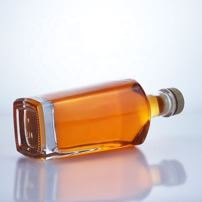 ホットスタンピング 表面処理 透明またはカスタマイズされた色 750ml ラム ウォッカ 酒 グラスボトル