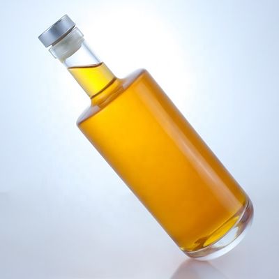 透明ガラスのスピリットボトル ウイスキー ウォッカ テキラ ジン ラム 500ml/700ml