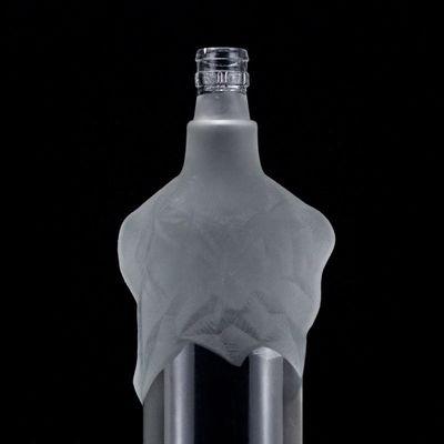 500ml 700ml 750ml シャンパン ジン ラム 独特のデザインのための透明の石灰石ガラスボトル