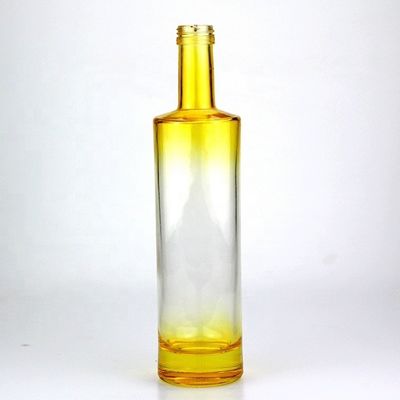 750ml グラスボトル グラデント色とスクリューキャップ