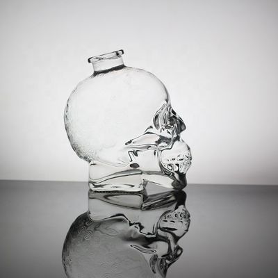 精巧なフロスト ガラス 頭蓋骨 顔 ボトル 酒のデカル 表面処理