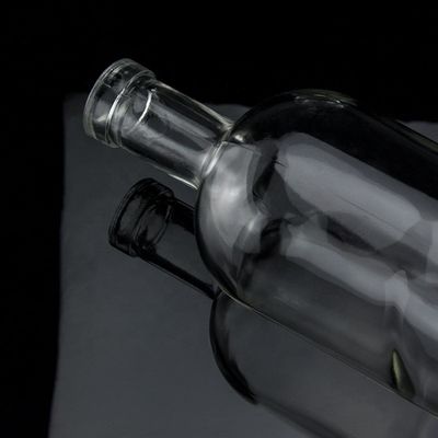 ベース素材 500ml 700ml 750ml コークシールと丸い形状のガラス酒瓶
