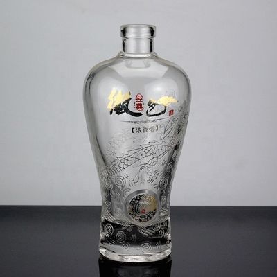 ガラスの密封タイプ CROWN CAP 500ml 750ml 薬剤付きのリンカーのジンセン酒瓶